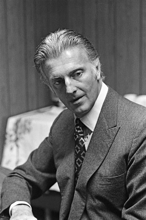 hubert de givenchy decorateur|hubert de givenchy fashion designer.